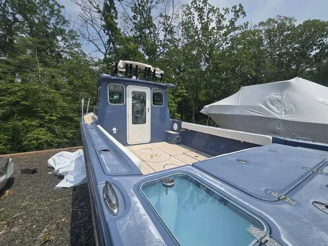 Slide: The Image of Parker 2420 Sport Cabin 2025 - 5