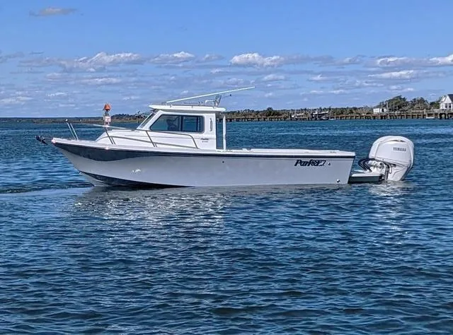 Slide: The Image of Parker 2420 Sport Cabin 2025 - 8