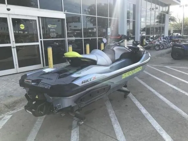 Slide: The Image of Sea-Doo RXT-X 2025 - 8