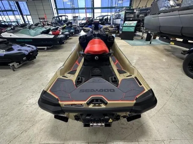 Slide: The Image of Sea-Doo RXT-X 2025 - 7