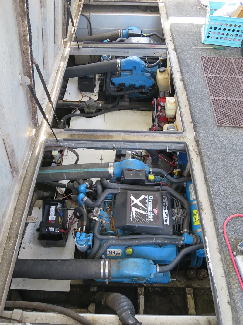 Slide: The Image of Engine compartment of a 1998 Monticello River Yacht Houseboat. - 28