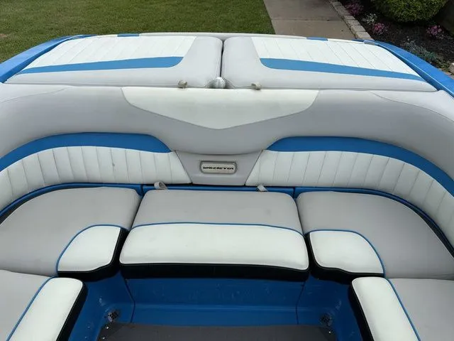 Slide: The Image of Malibu Wakesetter 24 MXZ 2014 - 16