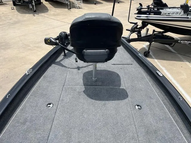 Slide: The Image of Tracker Pro 190TE 2024 - 8