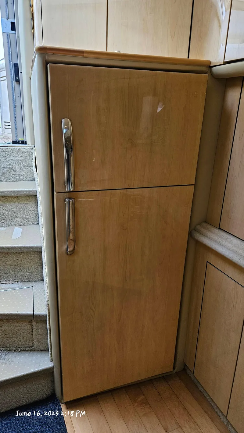 Slide: The Image of Sea Ray 540 Sundancer 1999 - 19