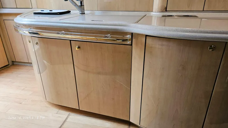 Slide: The Image of Sea Ray 540 Sundancer 1999 - 22