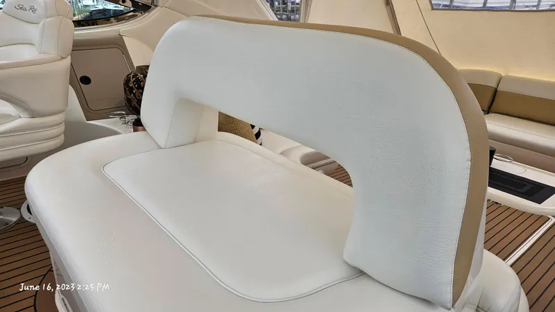 Slide: The Image of Sea Ray 540 Sundancer 1999 - 38