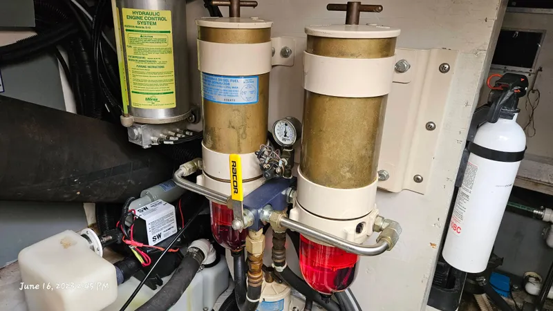 Slide: The Image of Sea Ray 540 Sundancer 1999 - 50