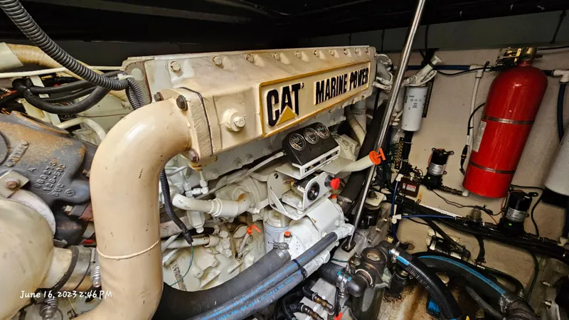 Slide: The Image of Sea Ray 540 Sundancer 1999 - 52