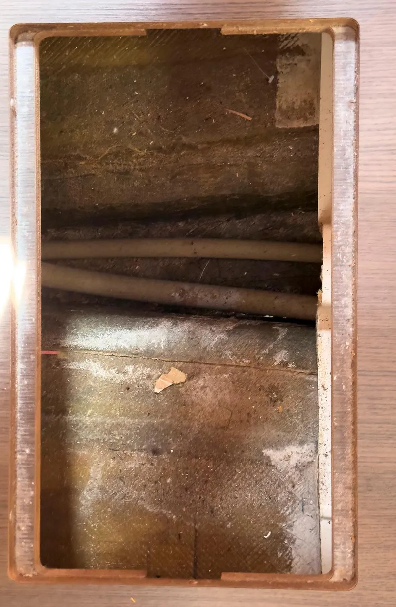 Slide: The Image of Electrical panel with red and black cables in a 2017 Lagoon 42 boat. - 38