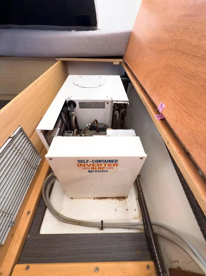 Slide: The Image of Electrical setup with Victron Energy Lynx Power In 1000 on Lagoon 42, 2017 model. - 45