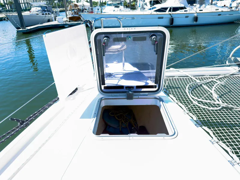 Slide: The Image of Lagoon 42 2017 - 65