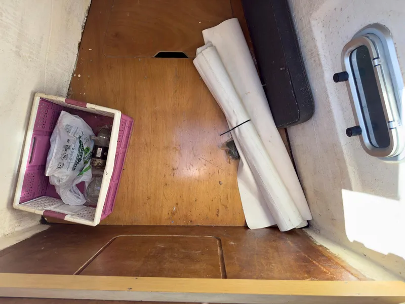 Slide: The Image of Lagoon 42 2017 - 66