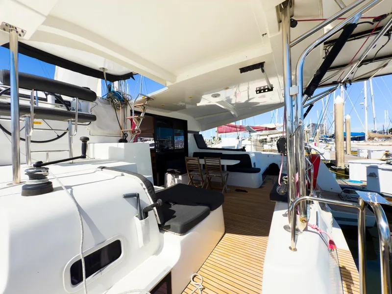 Slide: The Image of Lagoon 42 2017 - 71