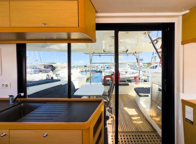 Slide: The Image of Lagoon 42 2017 - 73