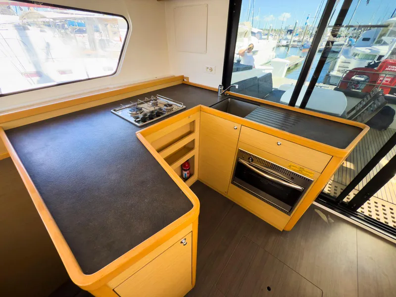 Slide: The Image of Lagoon 42 2017 - 77