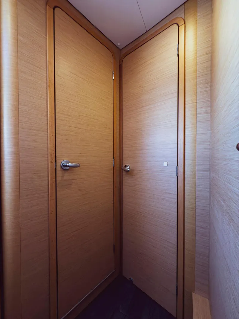 Slide: The Image of Lagoon 42 2017 - 86