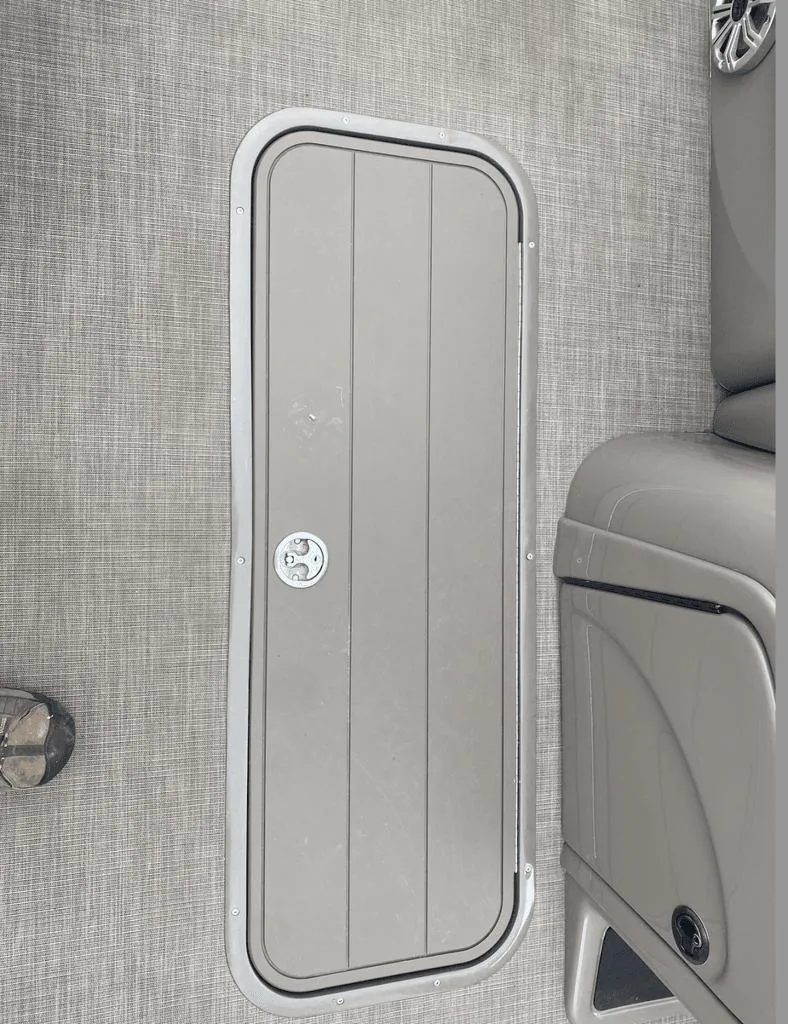 Slide: The Image of Sun Tracker Fishin Barge 2023 - 13