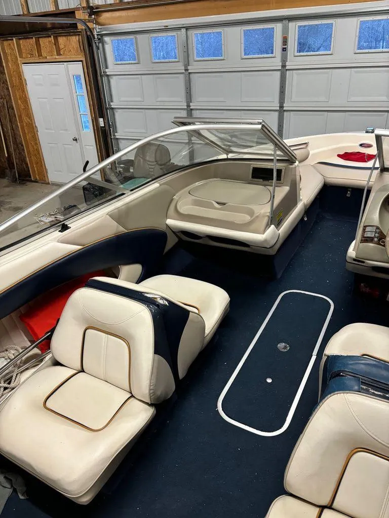 Slide: The Image of Bayliner Capri 2050 LS 1996 - 11