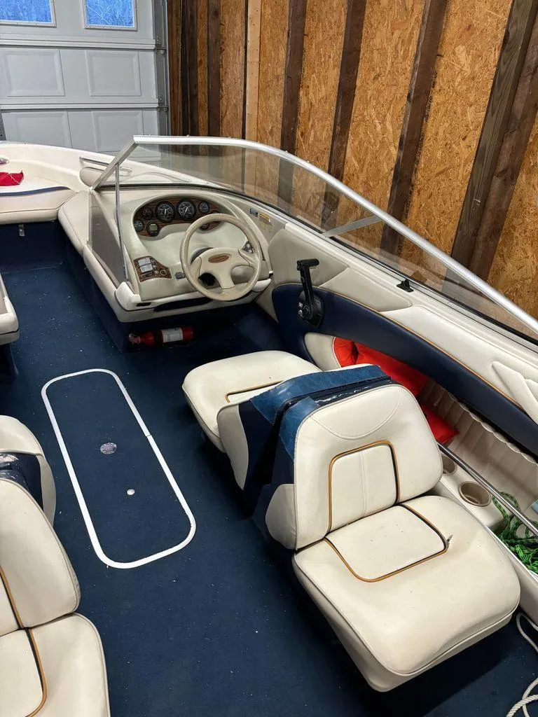 Slide: The Image of Bayliner Capri 2050 LS 1996 - 12