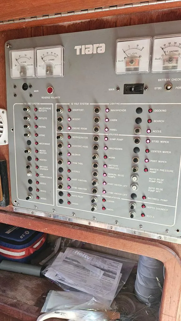 Slide: The Image of Tiara 3100 Open 1986 - 15