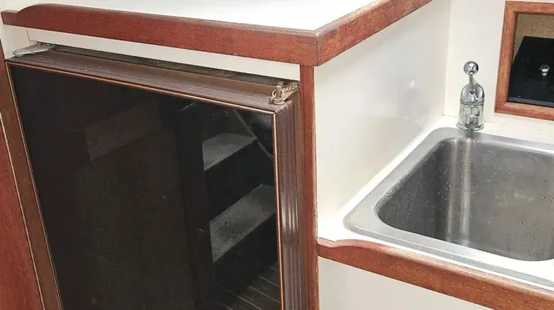 Slide: The Image of Tiara 3100 Open 1986 - 7