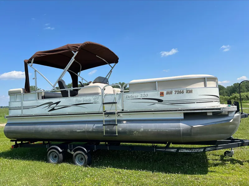 Slide: The Image of Palm Beach Deluxe 220 2008 - 2