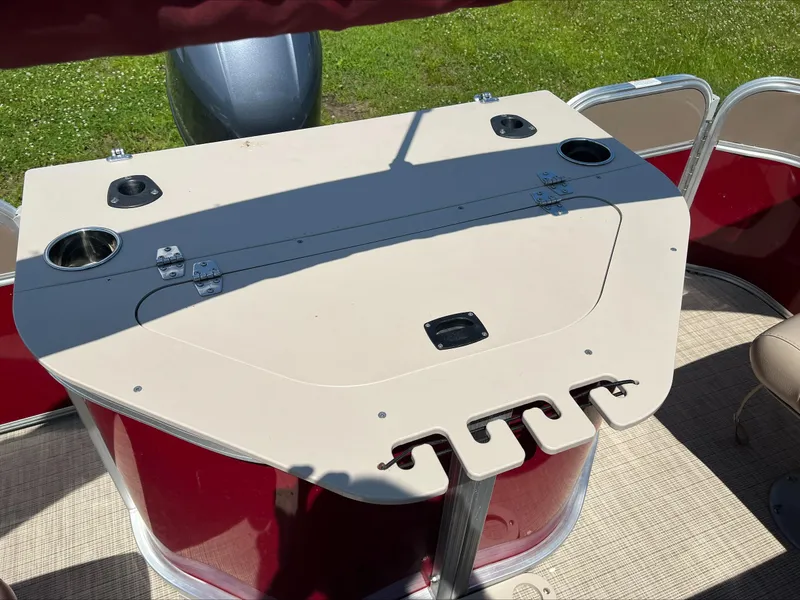 Slide: The Image of South Bay S222F25 2018 - 20