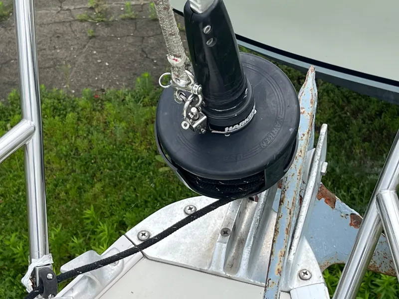 Slide: The Image of Furling system on a 1986 Pearson 33-2 sailboat, featuring Harken equipment. - 32