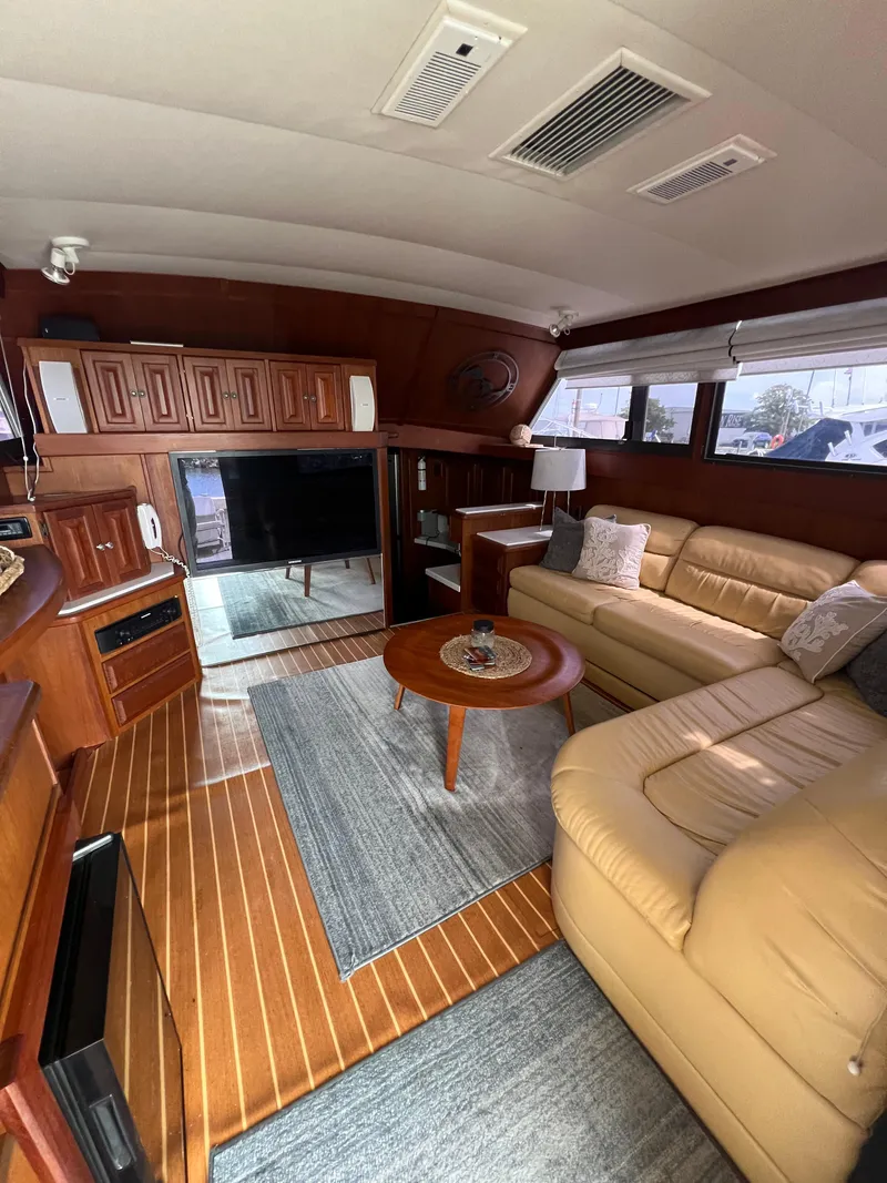 Slide: The Image of Salon - 17