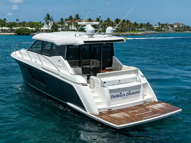 Slide: The Image of Tiara 49 DEBBIE'S DIAMOND - Port Aft Profile - 39