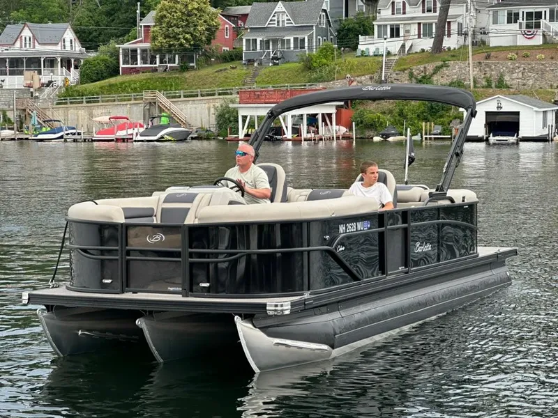 Slide: The Image of Barletta Cabrio 22QC 2023 - 6