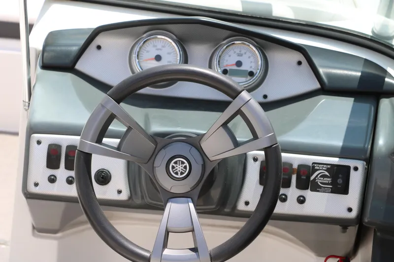 Slide: The Image of Yamaha AR190 2014 - 15