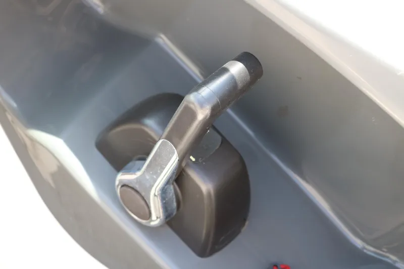 Slide: The Image of Yamaha AR190 2014 - 26