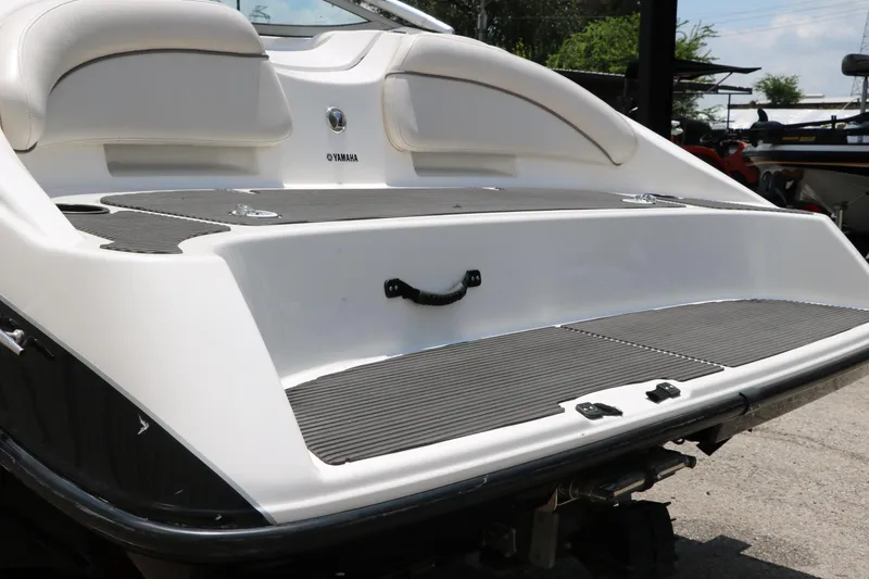 Slide: The Image of Yamaha AR190 2014 - 8