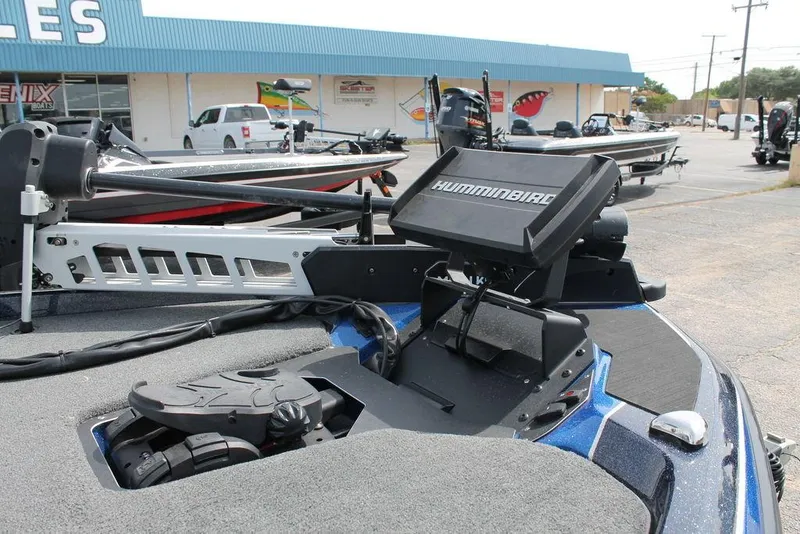 Slide: The Image of Skeeter ZXE20 2025 - 5