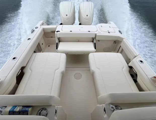 Slide: The Image of Grady-White Freedom 285 2026 - 16