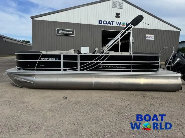 Slide: The Image of South Bay 224RS LE Pontoon & 140HP Suzuki 4-Stroke EFI 2023 - 26