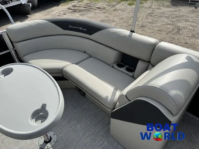 Slide: The Image of South Bay 224RS LE Pontoon & 140HP Suzuki 4-Stroke EFI 2023 - 32