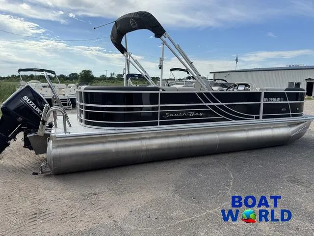 Slide: The Image of South Bay 224RS LE Pontoon & 140HP Suzuki 4-Stroke EFI 2023 - 42