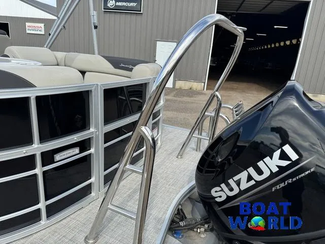 Slide: The Image of South Bay 224RS LE Pontoon & 140HP Suzuki 4-Stroke EFI 2023 - 49