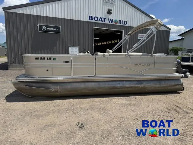 Slide: The Image of Sylvan 820 4-PT Pontoon 2016 - 48