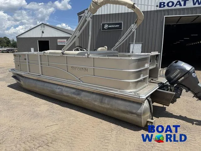 Slide: The Image of Sylvan 820 4-PT Pontoon 2016 - 51