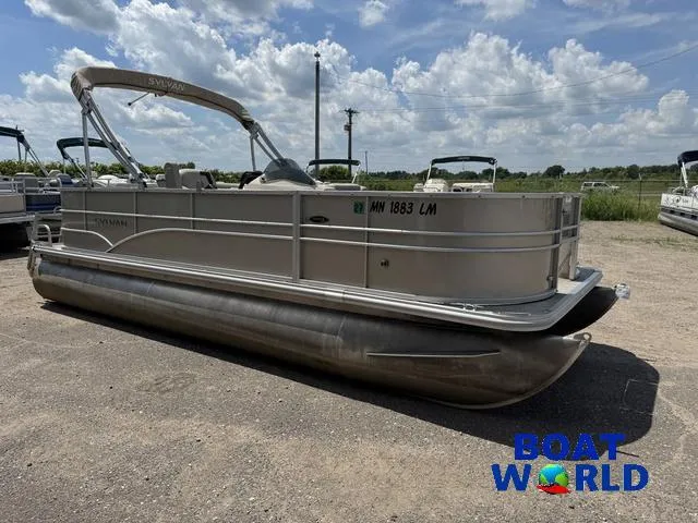 Slide: The Image of Sylvan 820 4-PT Pontoon 2016 - 55