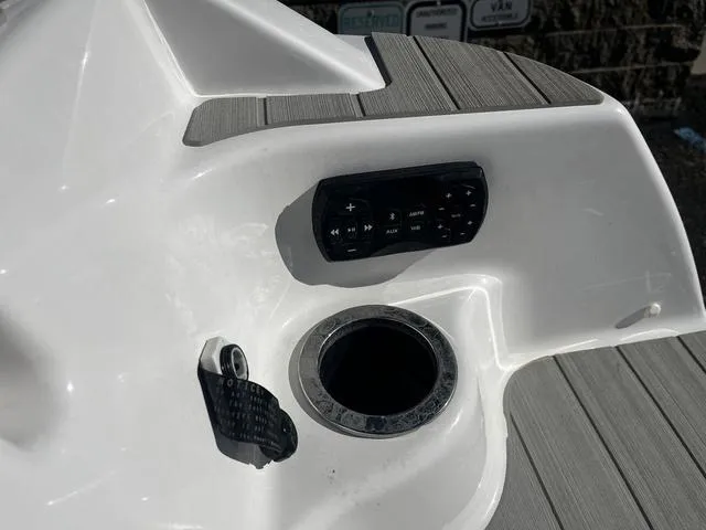 Slide: The Image of Yamaha AR250 2025 - 12