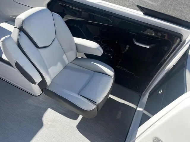 Slide: The Image of Yamaha AR250 2025 - 15