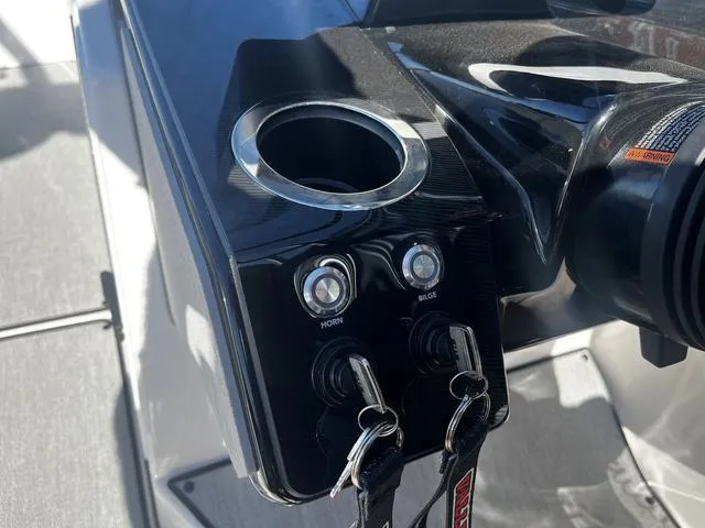 Slide: The Image of Yamaha AR250 2025 - 28