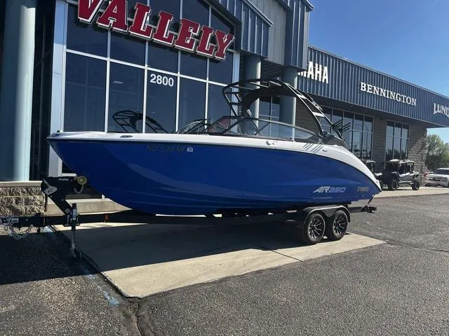 Slide: The Image of Yamaha AR250 2025 - 4