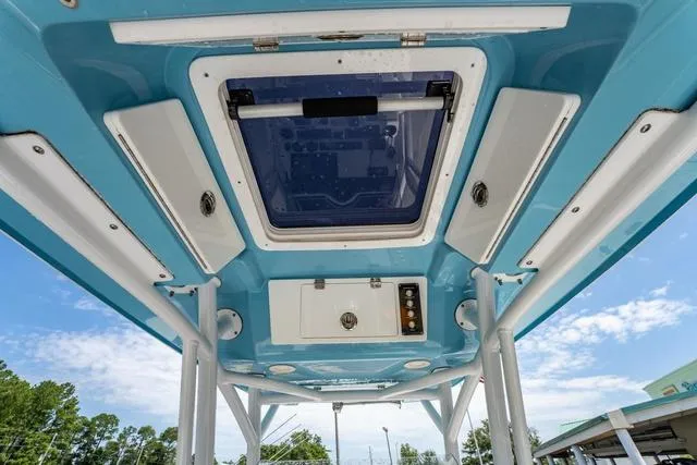 Slide: The Image of Sea Fox 248 Commander 2021 - 17