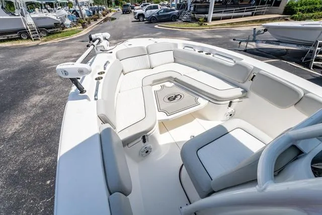 Slide: The Image of Sea Fox 248 Commander 2021 - 19