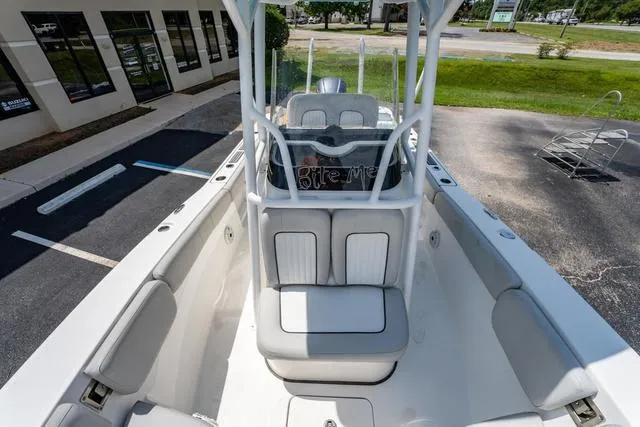 Slide: The Image of Sea Fox 248 Commander 2021 - 23